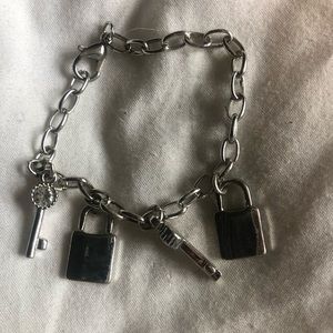Charm bracelet